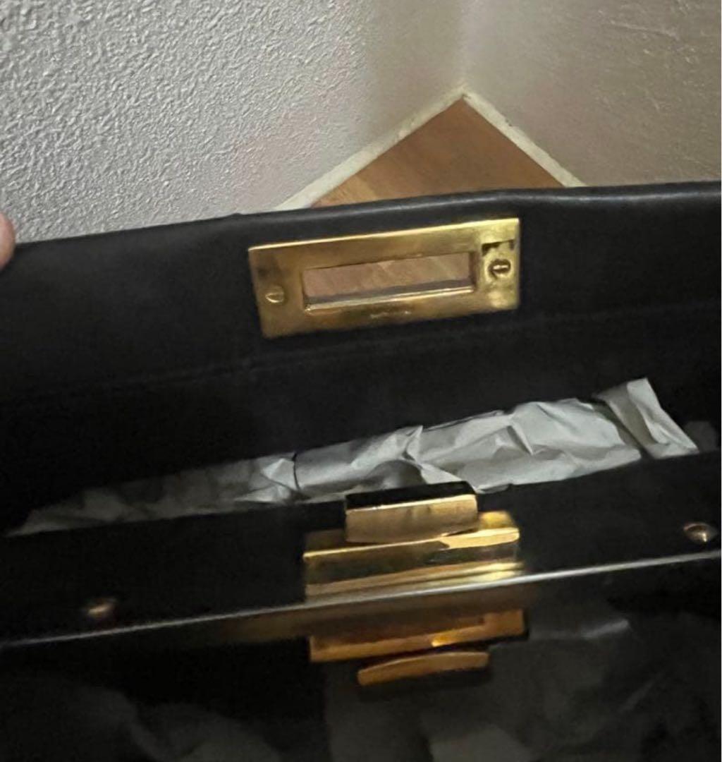 フェンディ FENDI ピーカブー　ゴールド　金具　レザー　革　バッグ　黒