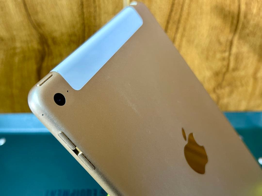 【フウタン】 iPad mini 4 Wi-Fi Cellular