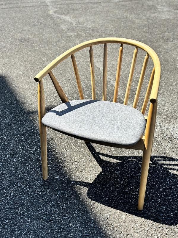 ☆最終値下げ中☆ 関家具 / アリエスチェア / ダイニングチェア