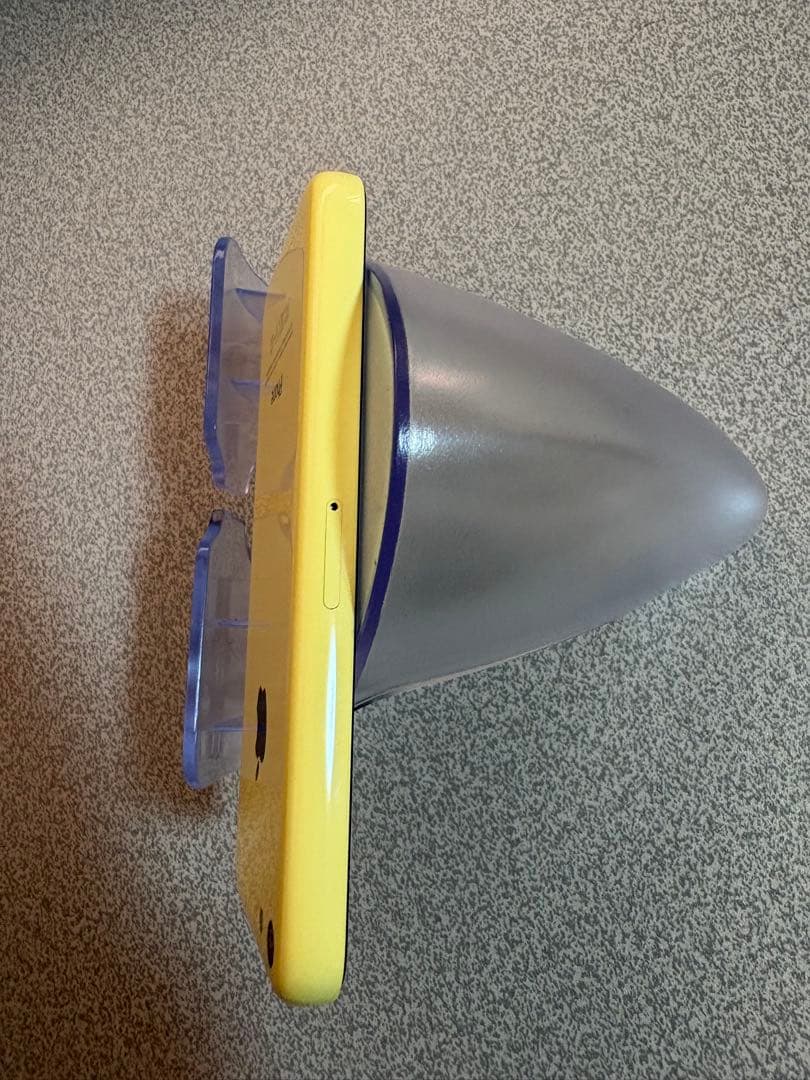 iPhone5cイ16GB、SEロ16GBセット