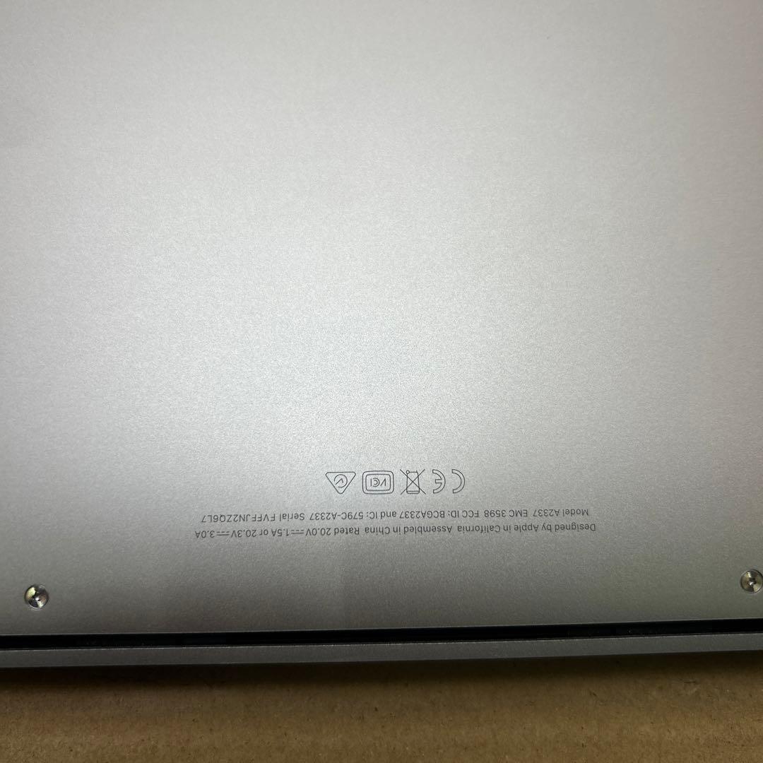 MacBook Air（M1,2020） 13.3インチ　シルバー　A2337