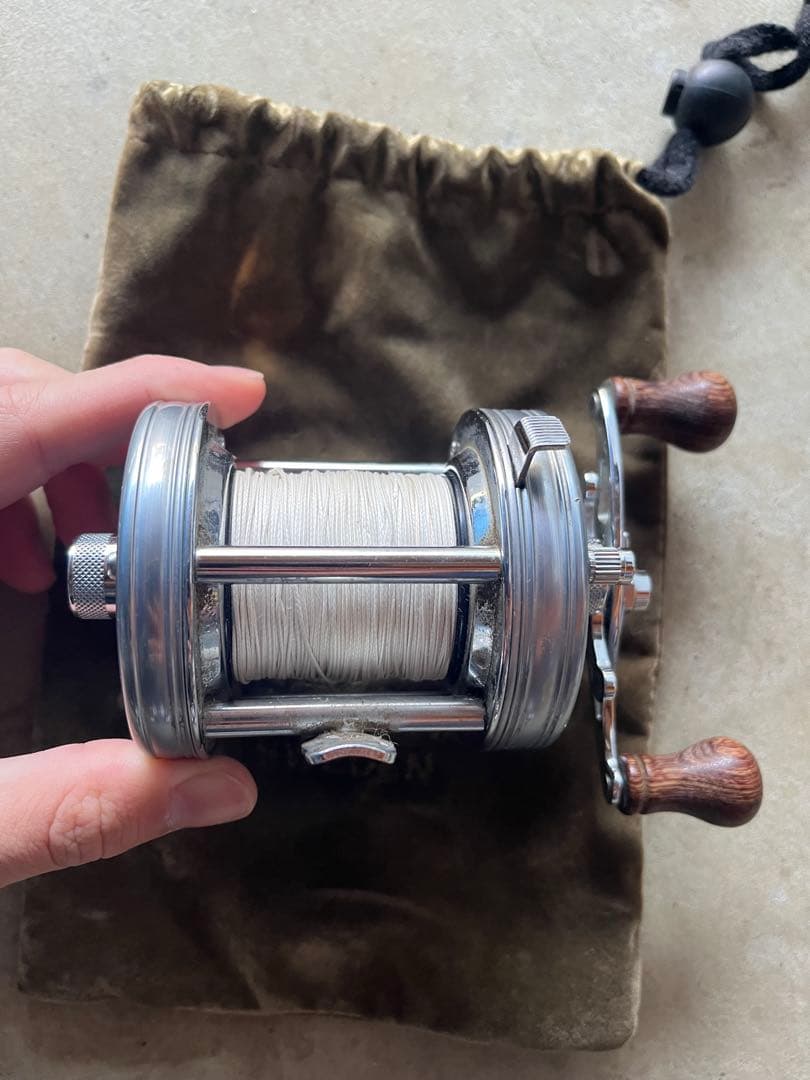 ABU GARCIA Ambassadeur アブガルシア アンバサダー