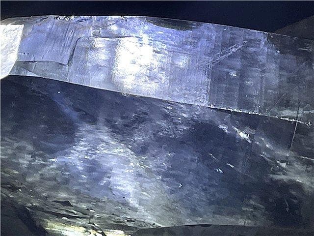 ◆超強いパワー(藍針入り)天然水晶クラスターB88B6/253B26A