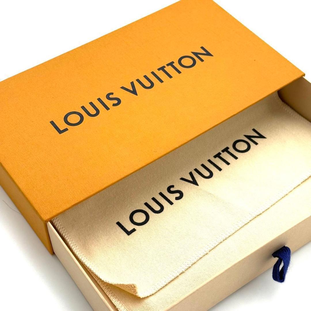 【現行 未使用に近い】ルイヴィトン モノグラム エクリプス ジッピーホリゾンタル