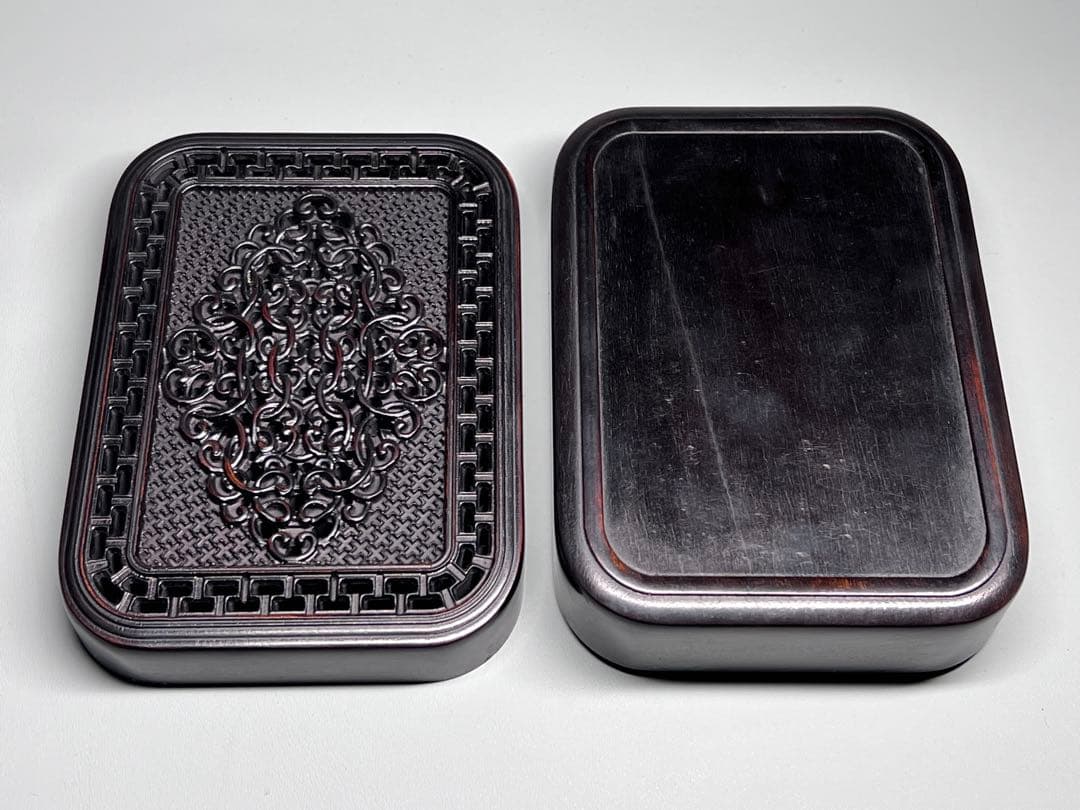 小物入れ　木製　透かし彫り　香炉？　纏枝紋　唐木紫檀　硯箱　古美術　極上彫