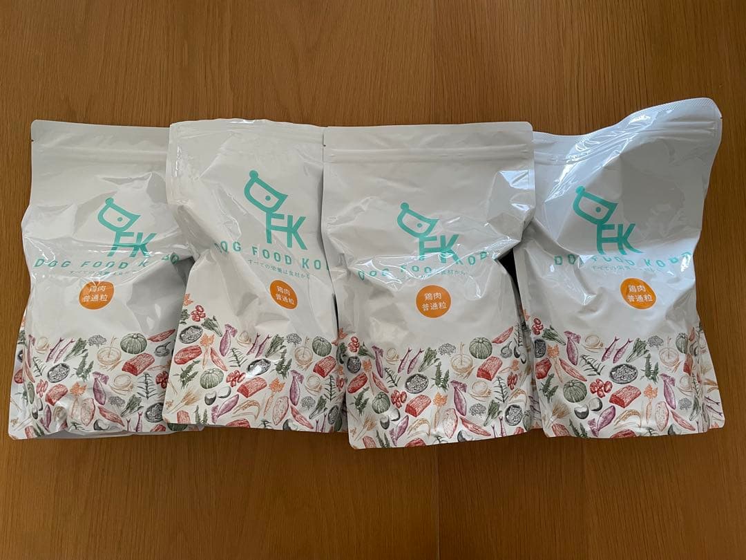 【新品未開封】ドッグフード工房 700g入り 鶏肉普通粒 4袋