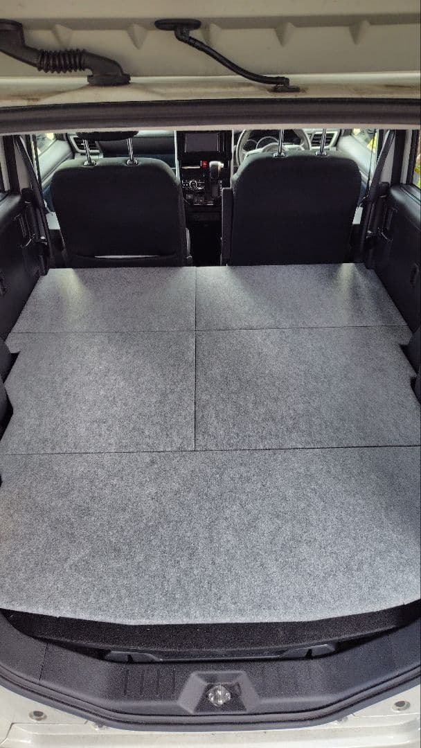 ルーミー　フラット床　DIY製