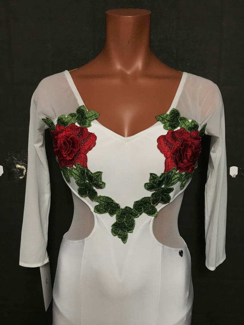 【TID】【新品】白バラワンピース3621