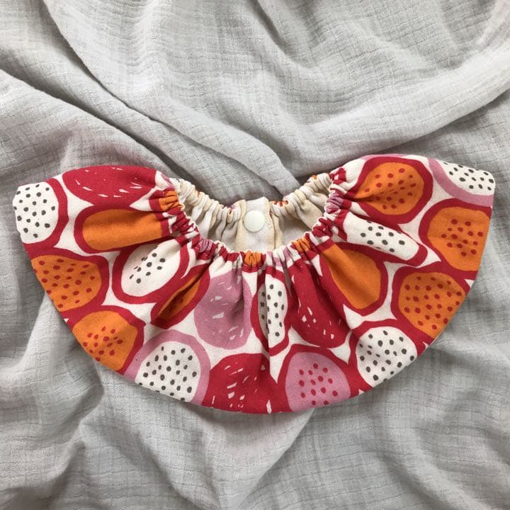 ★レッドドラゴンフルーツ×ミルクストライプ★ ハンドメイド　リバーシブル　スタイ