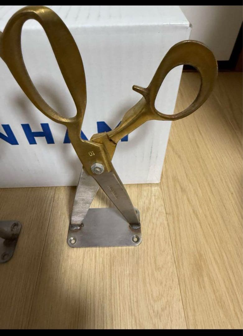 N*I様 【非売品】DENHAM ハサミ型ハンガーラック　1本