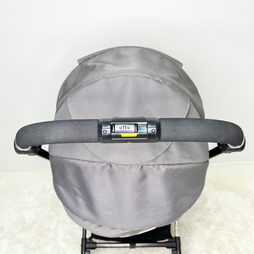 美品 Combi スゴカル 4キャス compact エッグショック HH LG