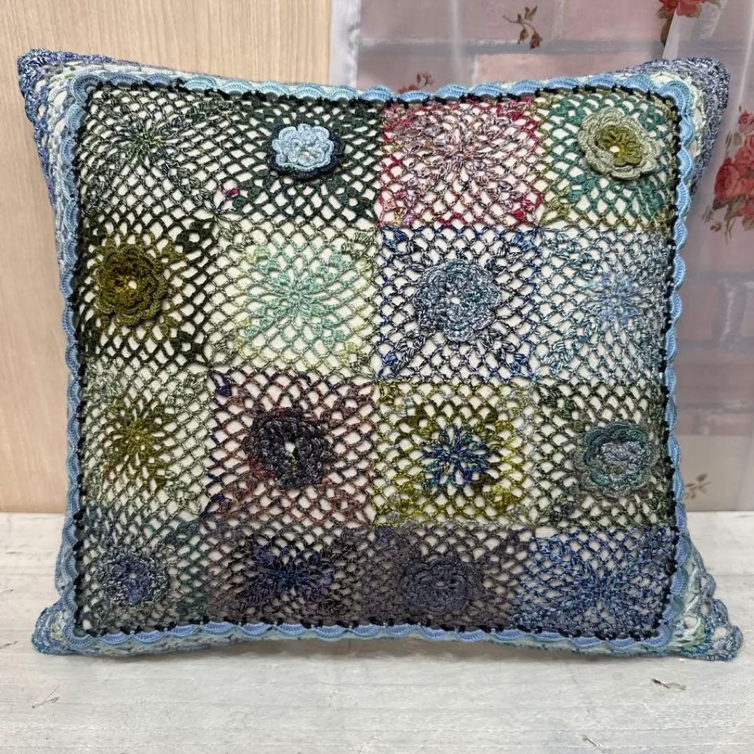 クッションカバー オリムパス刺繍糸　ハンドメイド 手編み　hand work