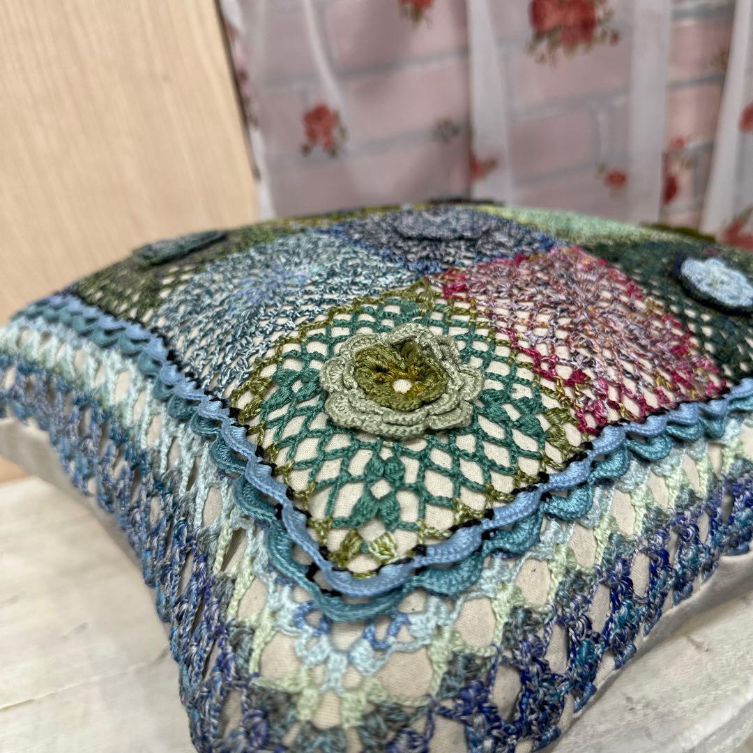 クッションカバー オリムパス刺繍糸　ハンドメイド 手編み　hand work