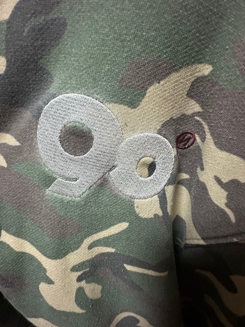 [入手困難]9090ジップパーカ