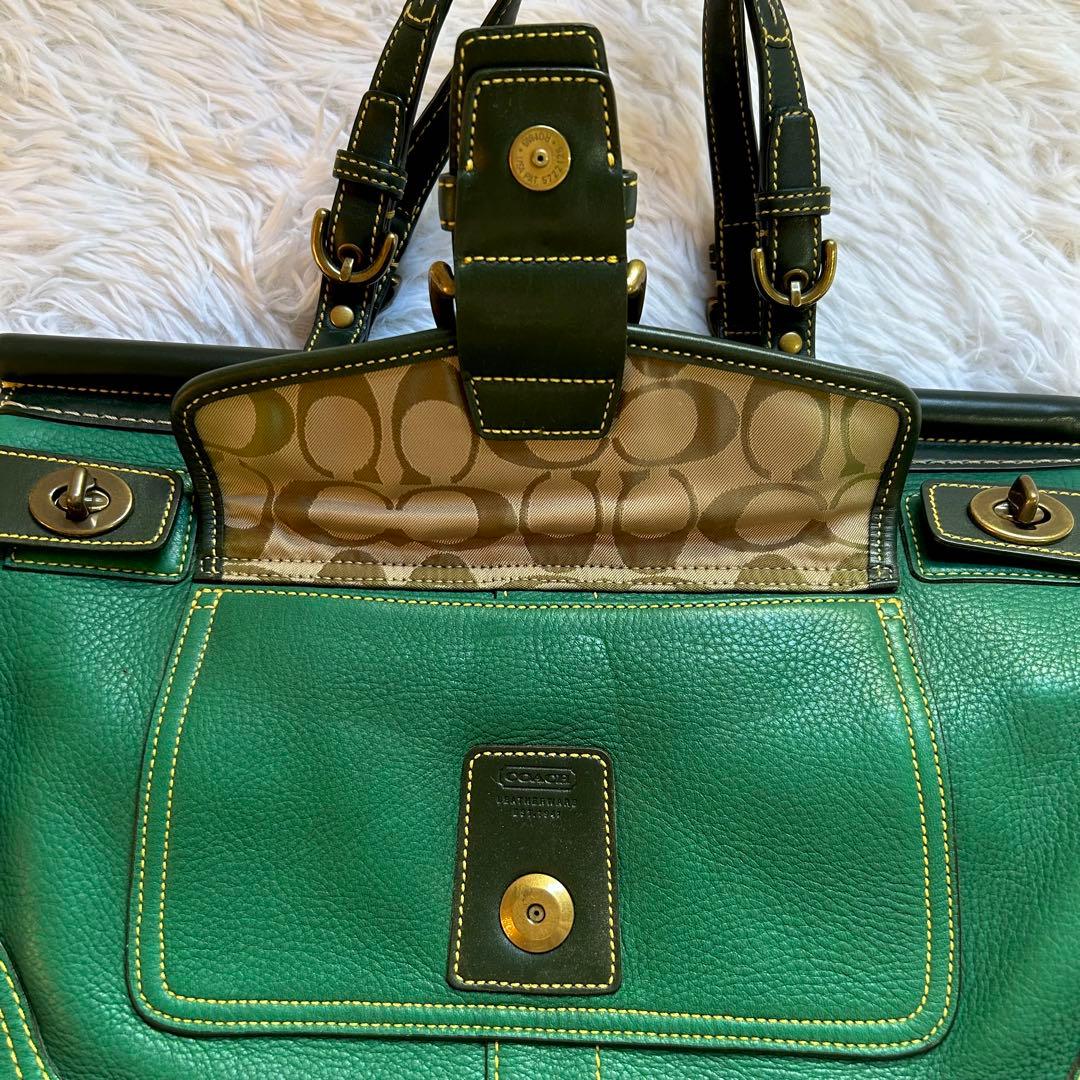 バッグ COACH soho Leather Turn Lock Boston Bag