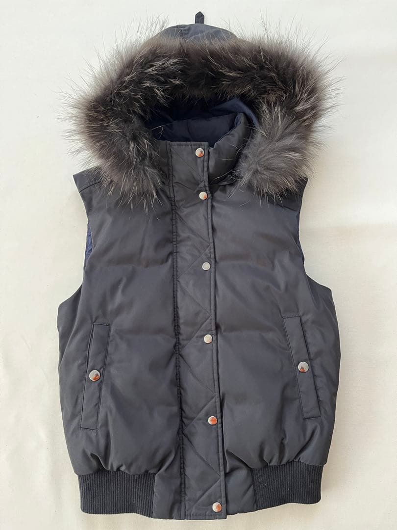 【美品】 23区 オックスフォード ダウンベスト ファー 黒 38 オンワード