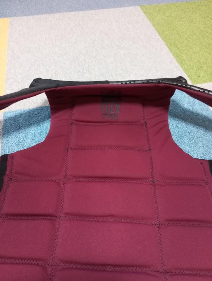 サーフィン・ボディボード Liquid Force Impact Vest