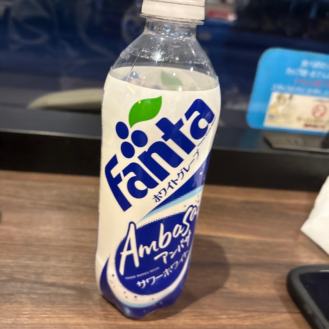 Fanta Ambasa ホワイトグレープ 500ml