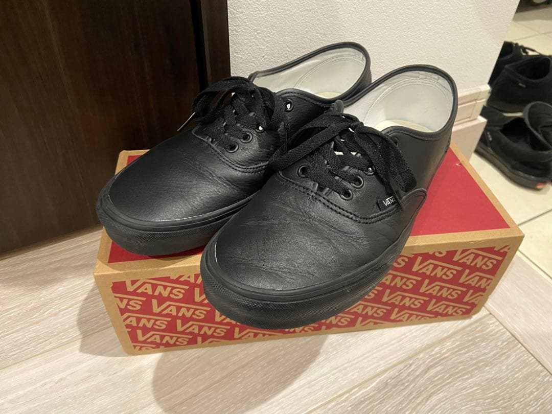 vans authentic ブラックレザー