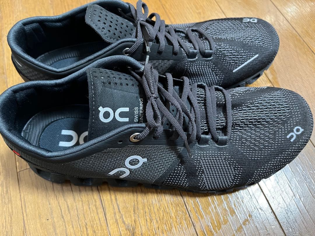 on オン Cloud X クラウド　エックス　ランニングシューズ　26センチ