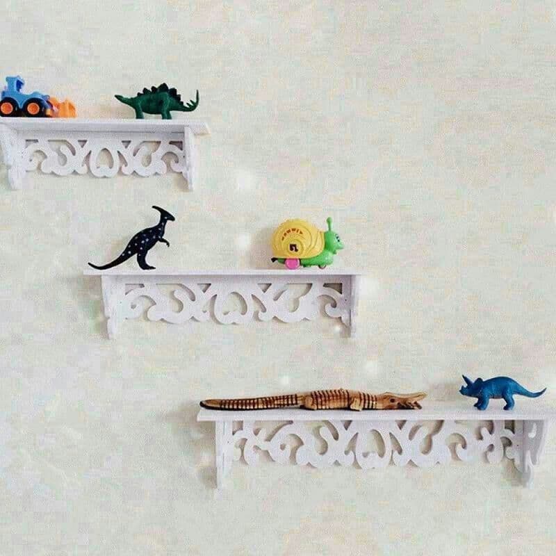 北欧風　キッズルーム用木製ウォールシェルフ（壁掛け棚）三段セ
