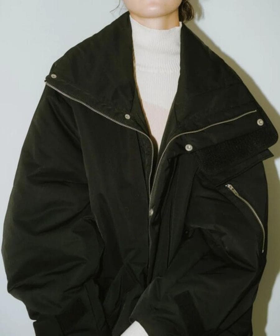 Knuth Marf クヌースマーフ スタンドカラーダウンジャケット　ブラック