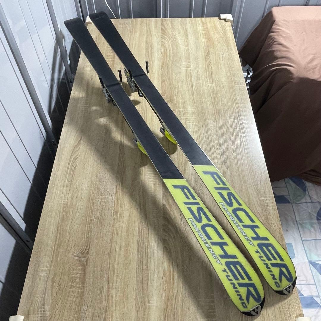 ①FISCHER （フィッシャー）165cm スキー板 スキーセット