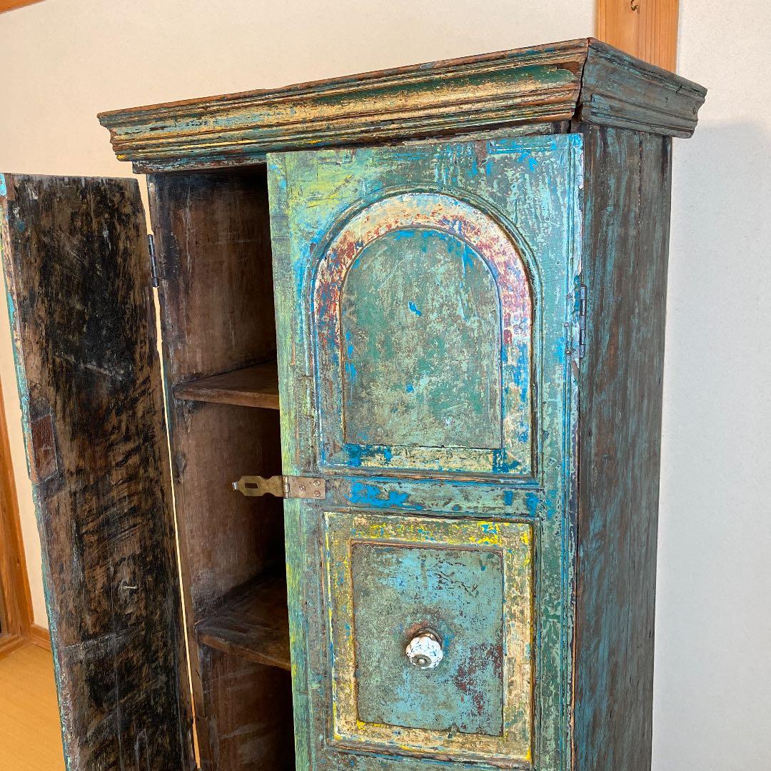 yuki様　アンティーク　観音開き　棚　希少品