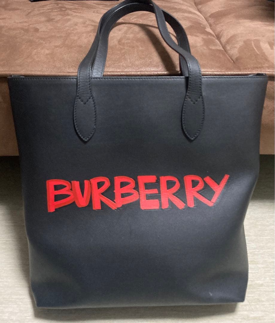 ★美品★希少バーバリー グラフィティプリント トートバッグ オールレザー