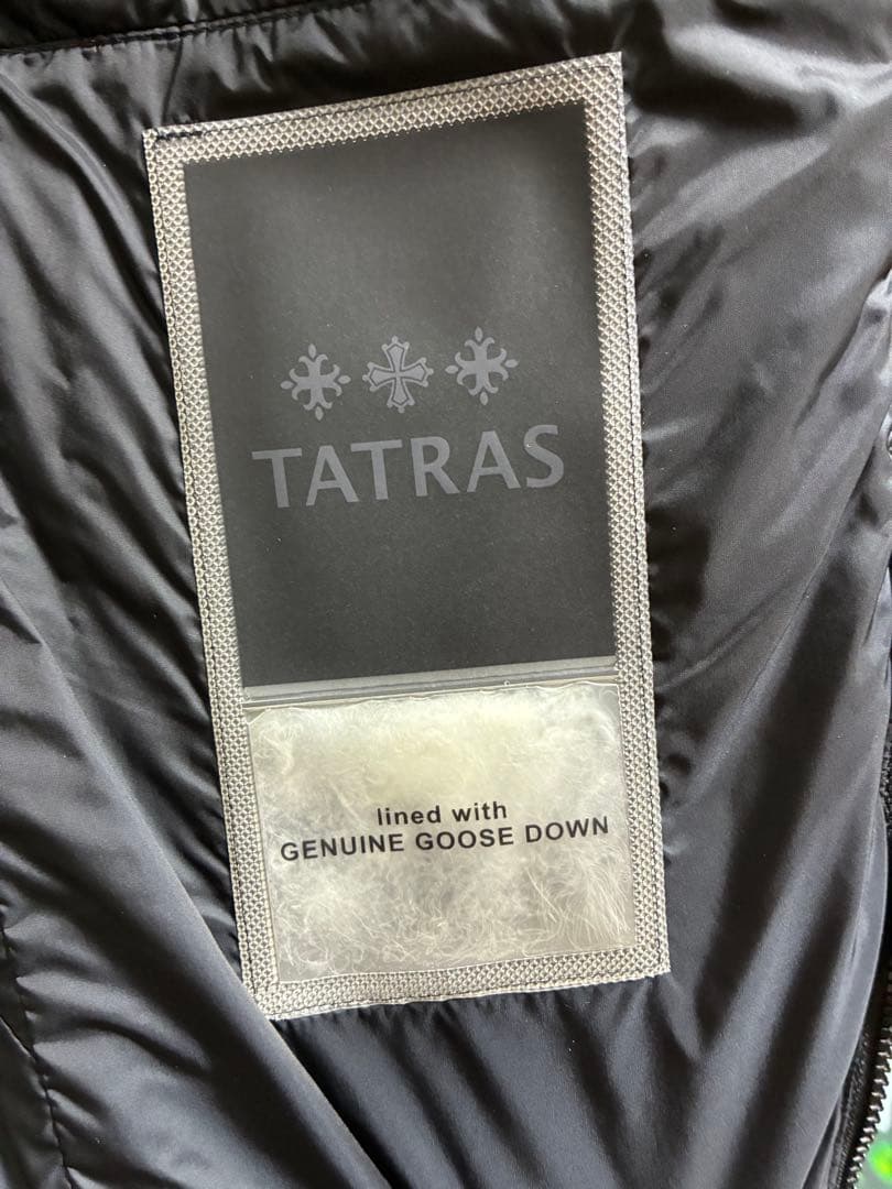 タトラス　サルマ　ダウン