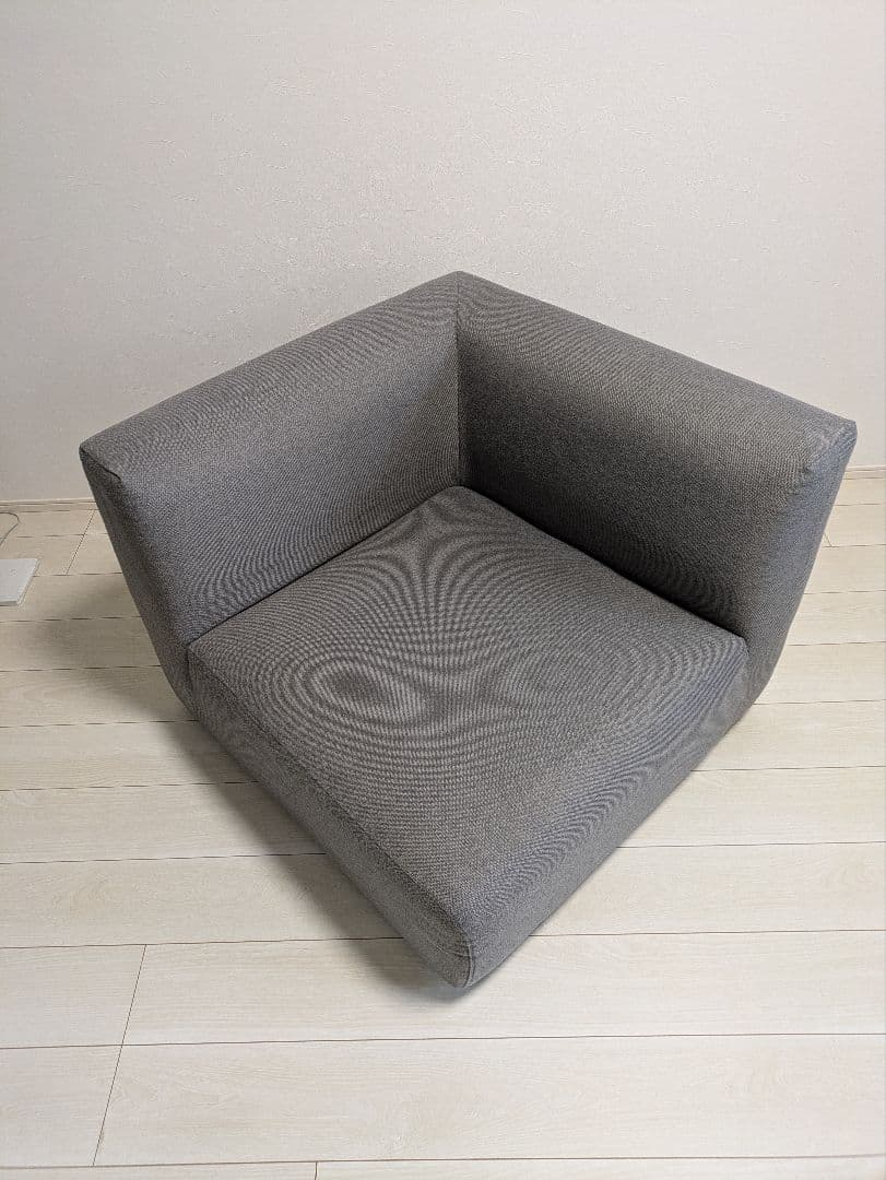 グレー ファブリック アームチェア　ソファ