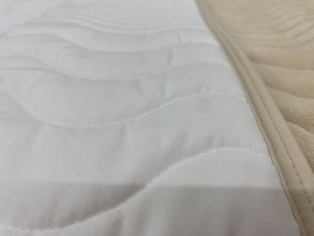 ダブルサイズ・ロマンス綿１００%敷きパッド・遠赤外線混わた使用・日本製・洗濯OK