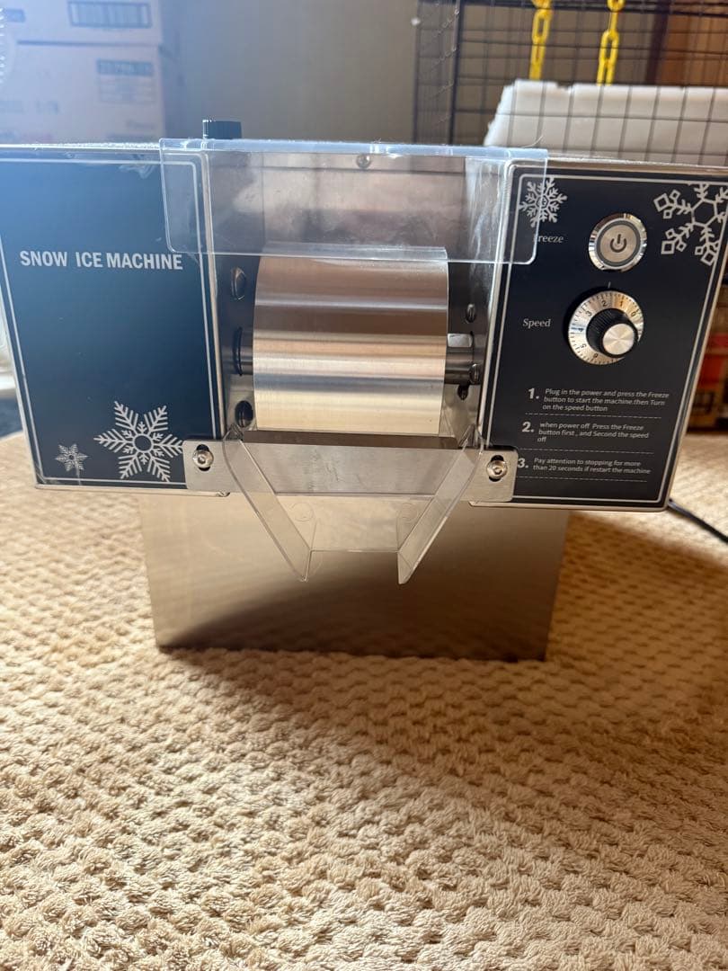 スノーフレークアイスマシン小型業務用糸ピスン！カキ氷機！お値下げ有り