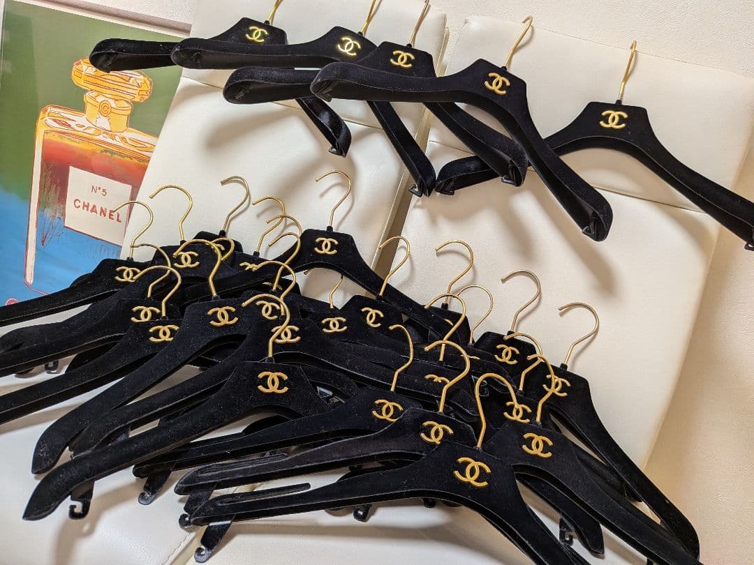 CHANEL非売品❤️シャネルハンガー28本❤️ジャケットワンピースブラウス用