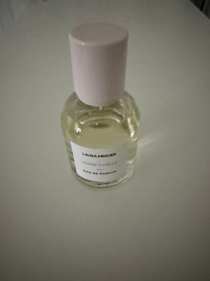 ローラメルシエアンバーバニラオードパルファム