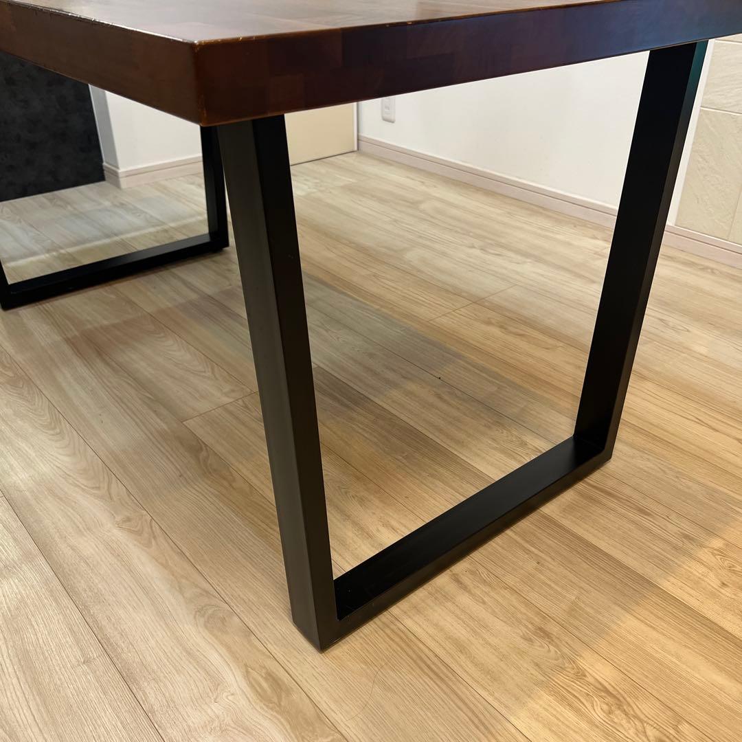 【東京インテリア】 ダイニングテーブル