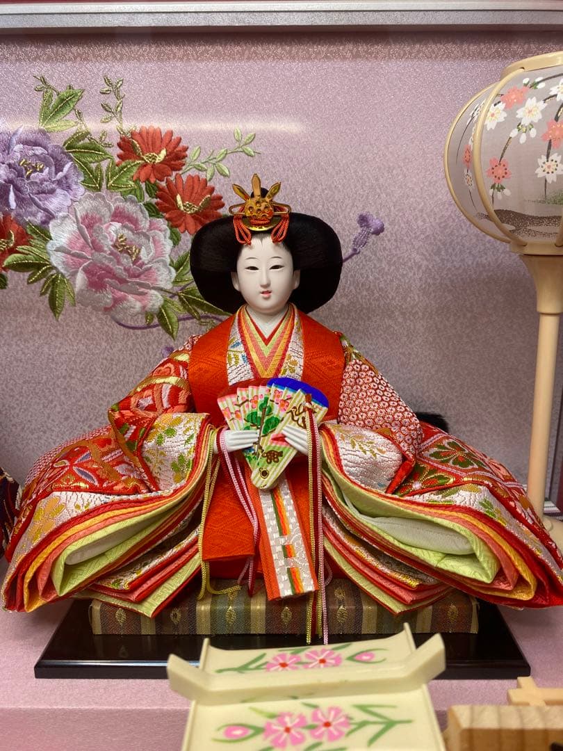 東京久月　雛人形オルゴール付き親王飾り・間口約６１×奥行約３４×高さ約３８㎝
