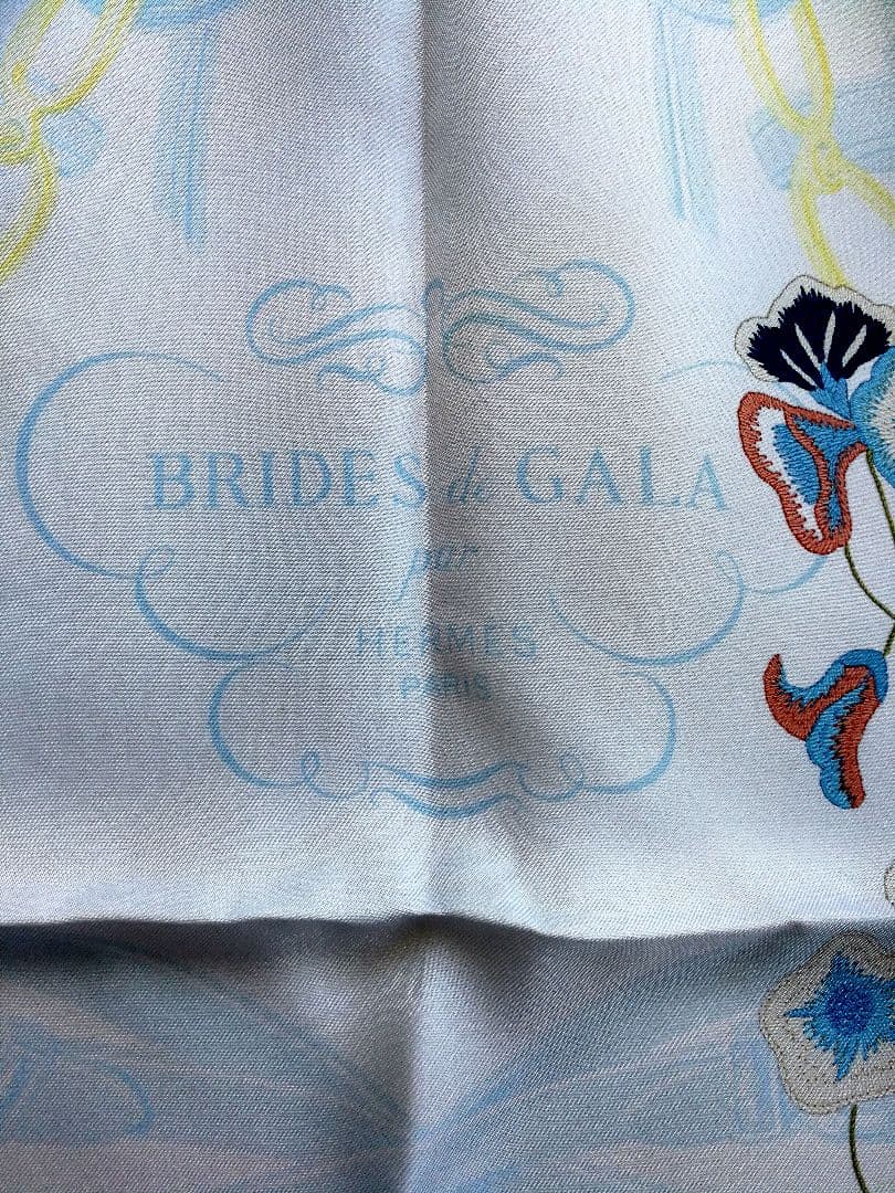 エルメス　HERMES　スカーフ　カレ90　ブリッド　フルリ