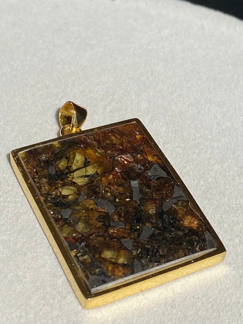 希少 宇宙パワー セイムチャン隕石 希少 Saymchan 幸運