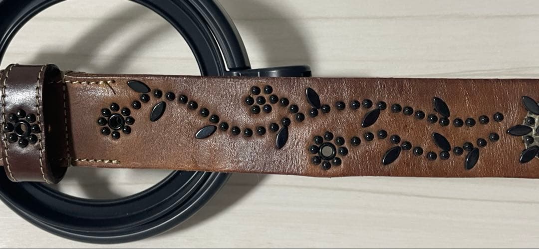 トルネードマート　スタッズベルト