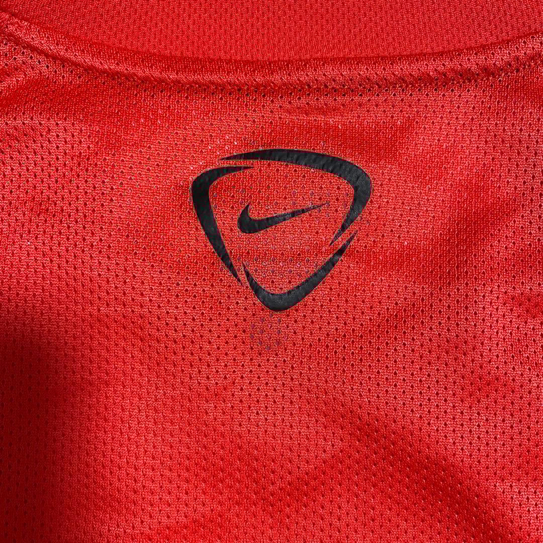 ナイキ　マンチェスターU　ゲームシャツ　Tシャツ　刺繍ロゴ　レッド　L