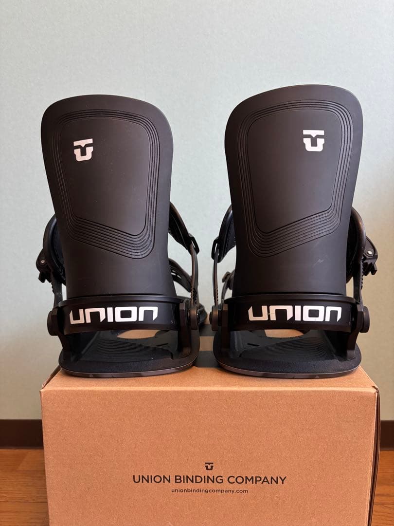 Union ULTRA Mサイズスノーボードビンディング