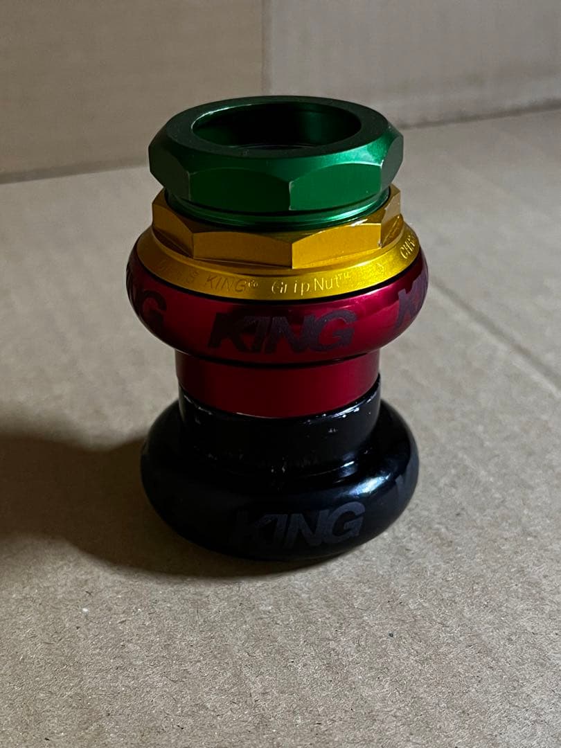 クリスキング ラスタカラー 1インチ グリップナット ピスト、oldmtb等に