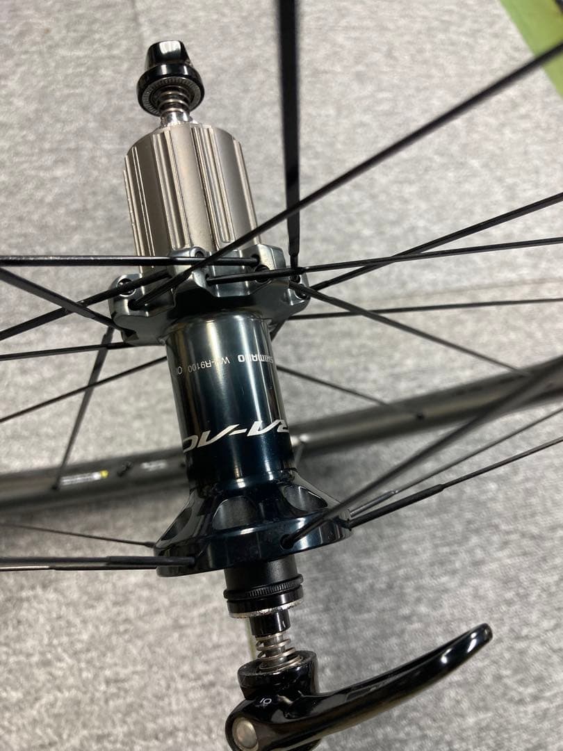 DURA-ACEデュラエースWH-R9100-C40-TU チューブラーホイール