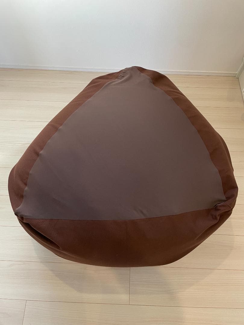 【送料無料】MOGU ブラウン トライアングルビーズクッション