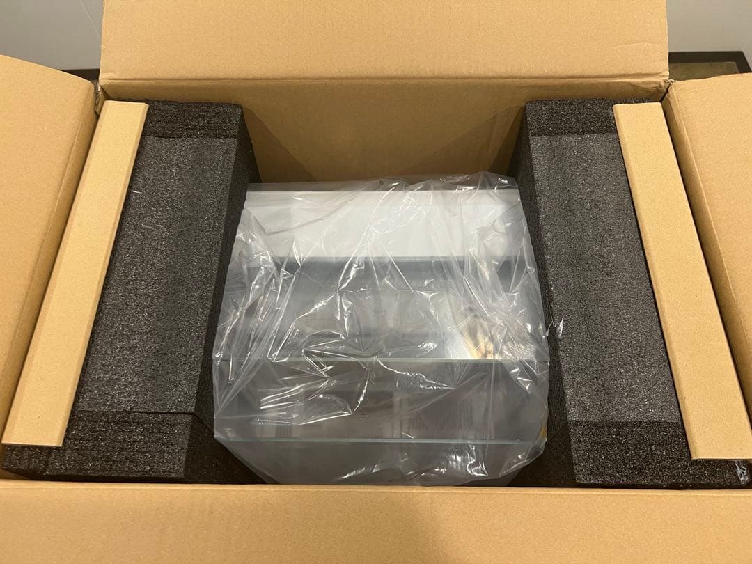 MSI MAG PANO 100L PZ/ホワイト　ゲーミングPC ケース