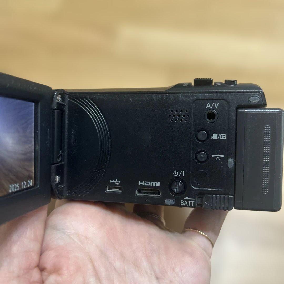 Panasonic HC-V480MS ビデオカメラ　黒色　バッテリー　充電器