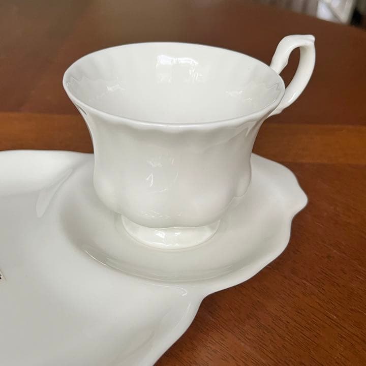 【未使用美品】ロイヤルアルバート★レヴェリー★テニスセット