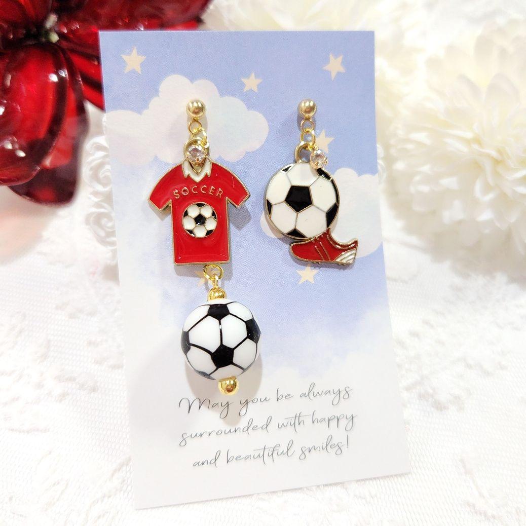 大人可愛い♡サッカー ピアス♡