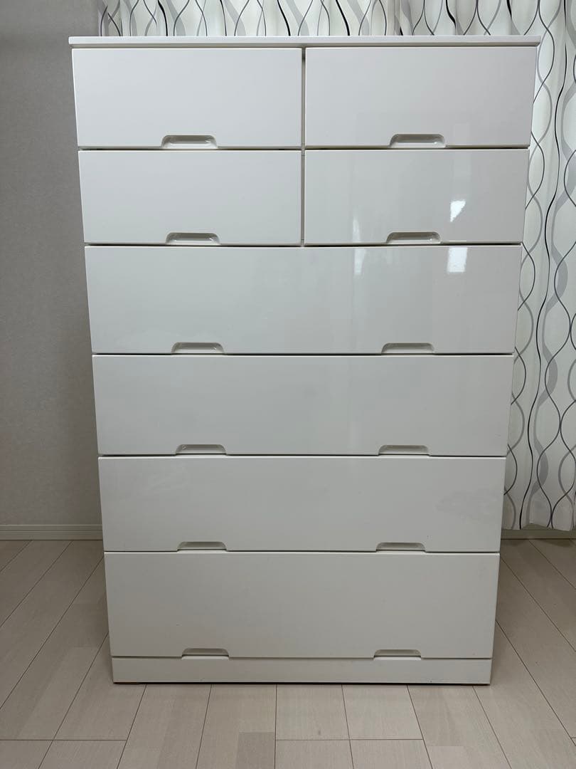 ニトリ　ホワイト　6段ハイチェスト　タンス